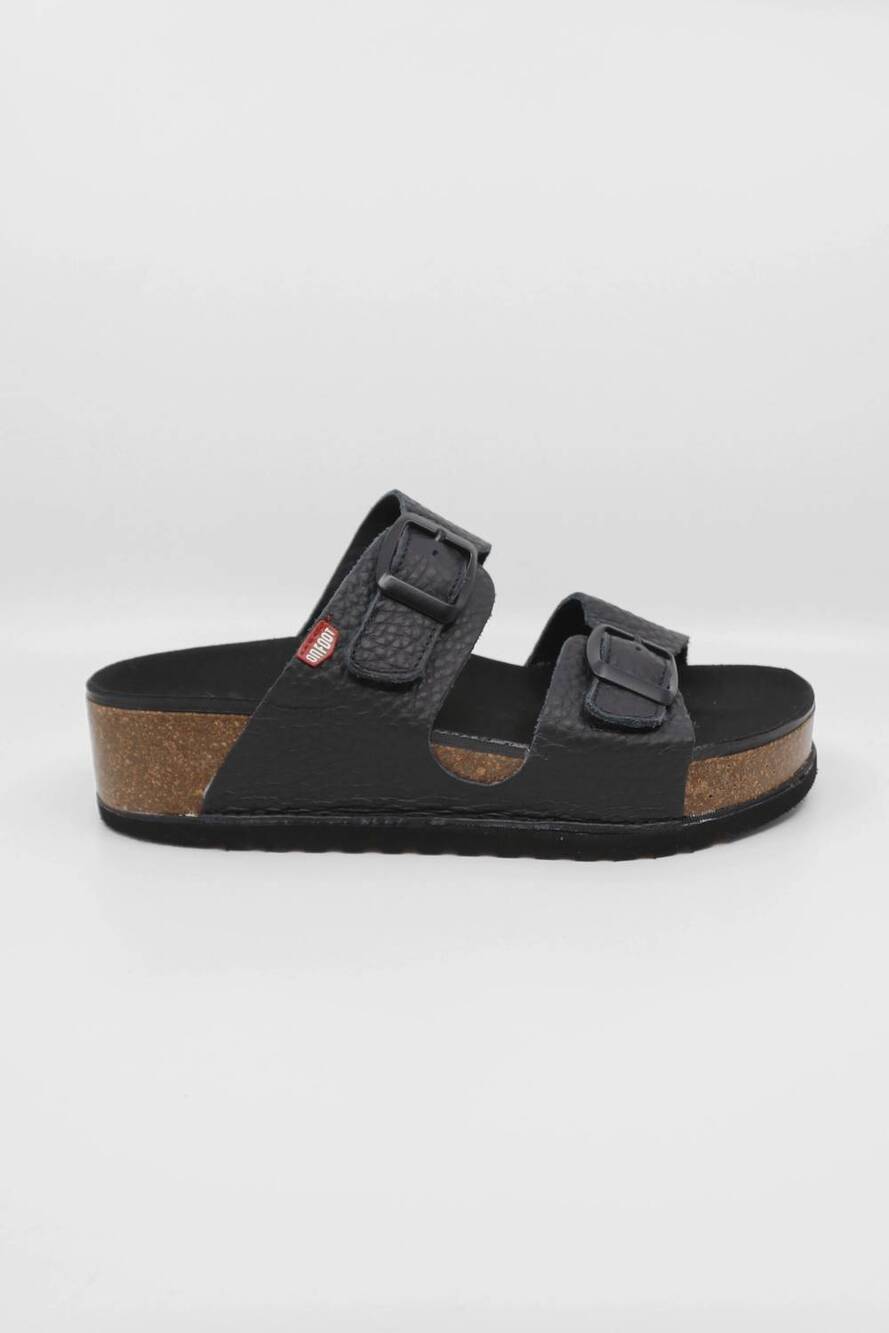 NEW ONFOOT women's naoshima buckled strap sandals in black
